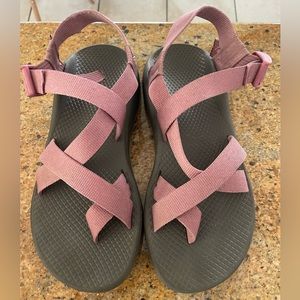 Gently used Chaco pink toe strap women’s 8